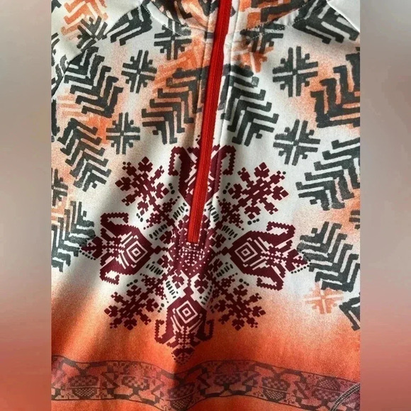 Athleta Aztec snowflake women’s 1/2 zip pullover lightweight sporty jacket small - Picture 6 of 7